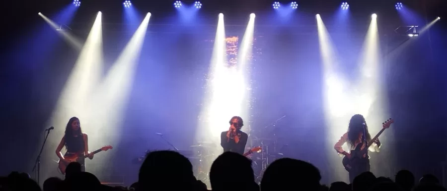 Imagen de SUPER 8: TRIBUTO AL INDIE ESPAÑOL by Neon Collective